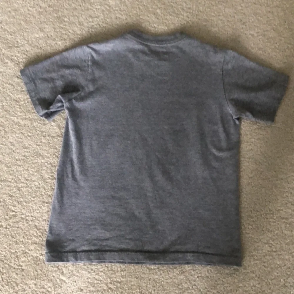 Nike Skills Thrills and Dollar Bills Grey T Shirt Size Small